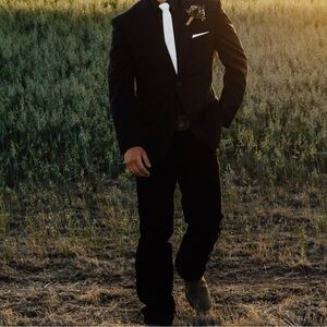 Wrangler Men's Black Straight Jeans 33x32 Like New